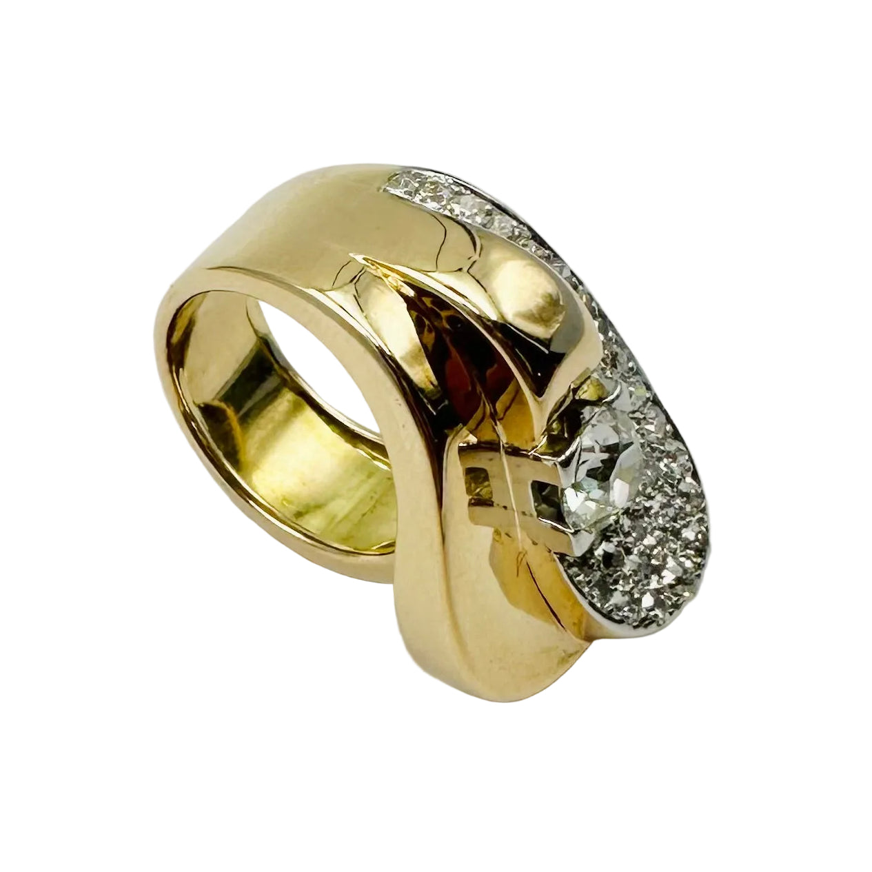 Bague Pavée en or jaune, platine et diamants