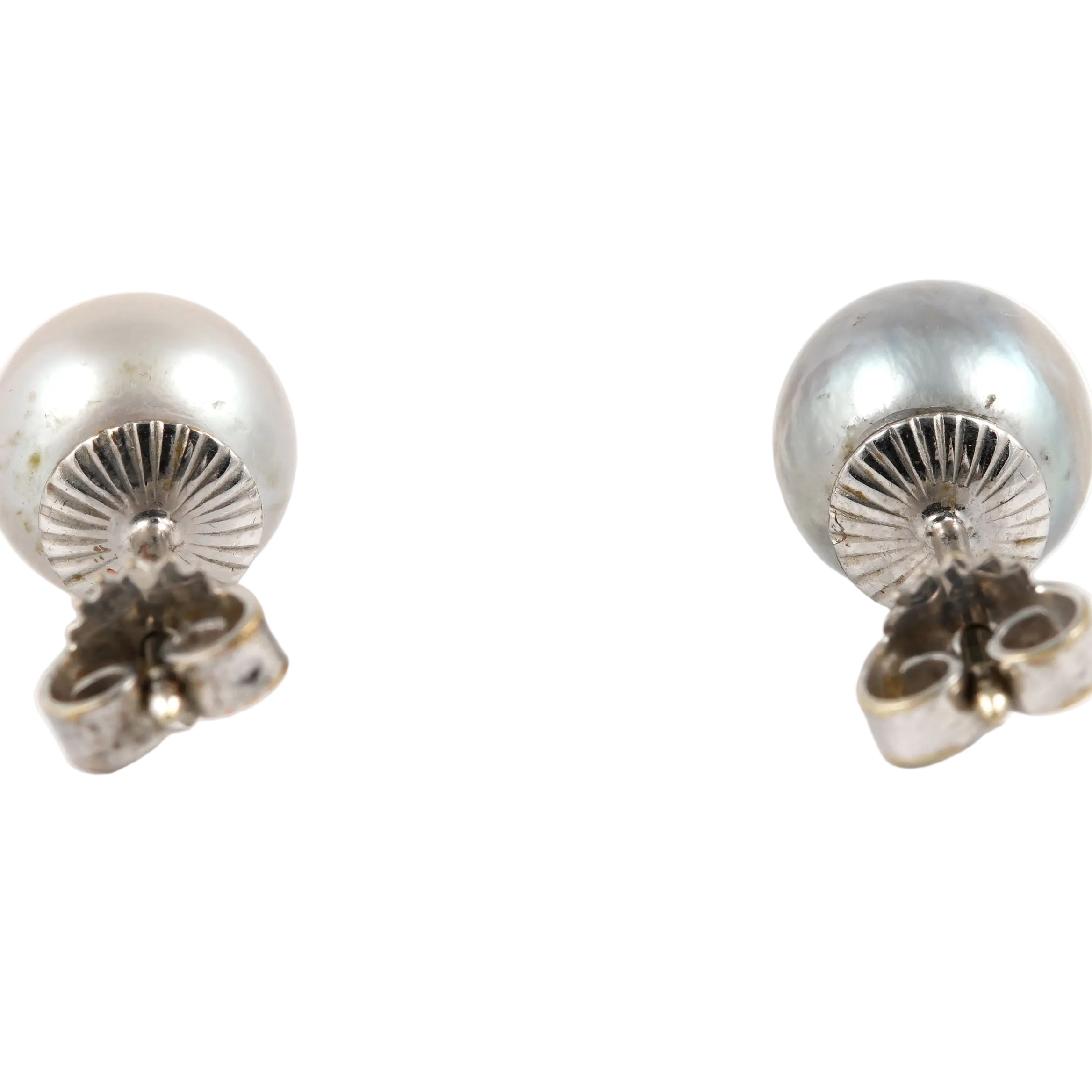 Boucles d'oreilles Puces en or blanc et perles