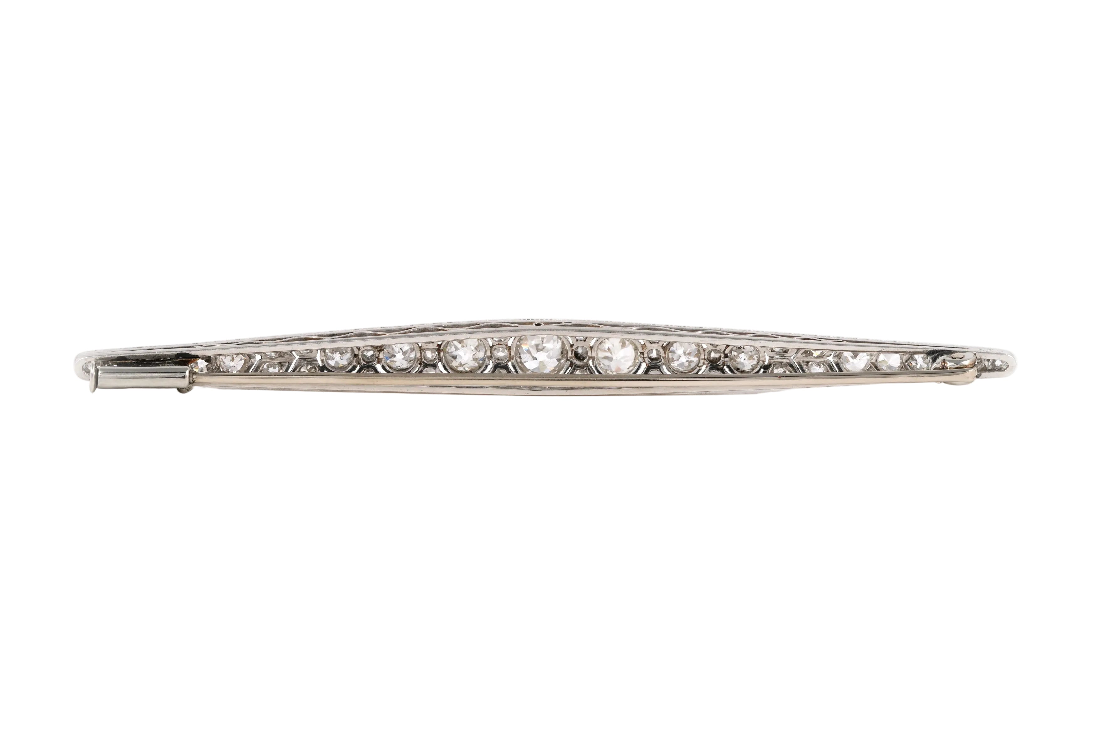 Broche Épingle en platine et diamants
