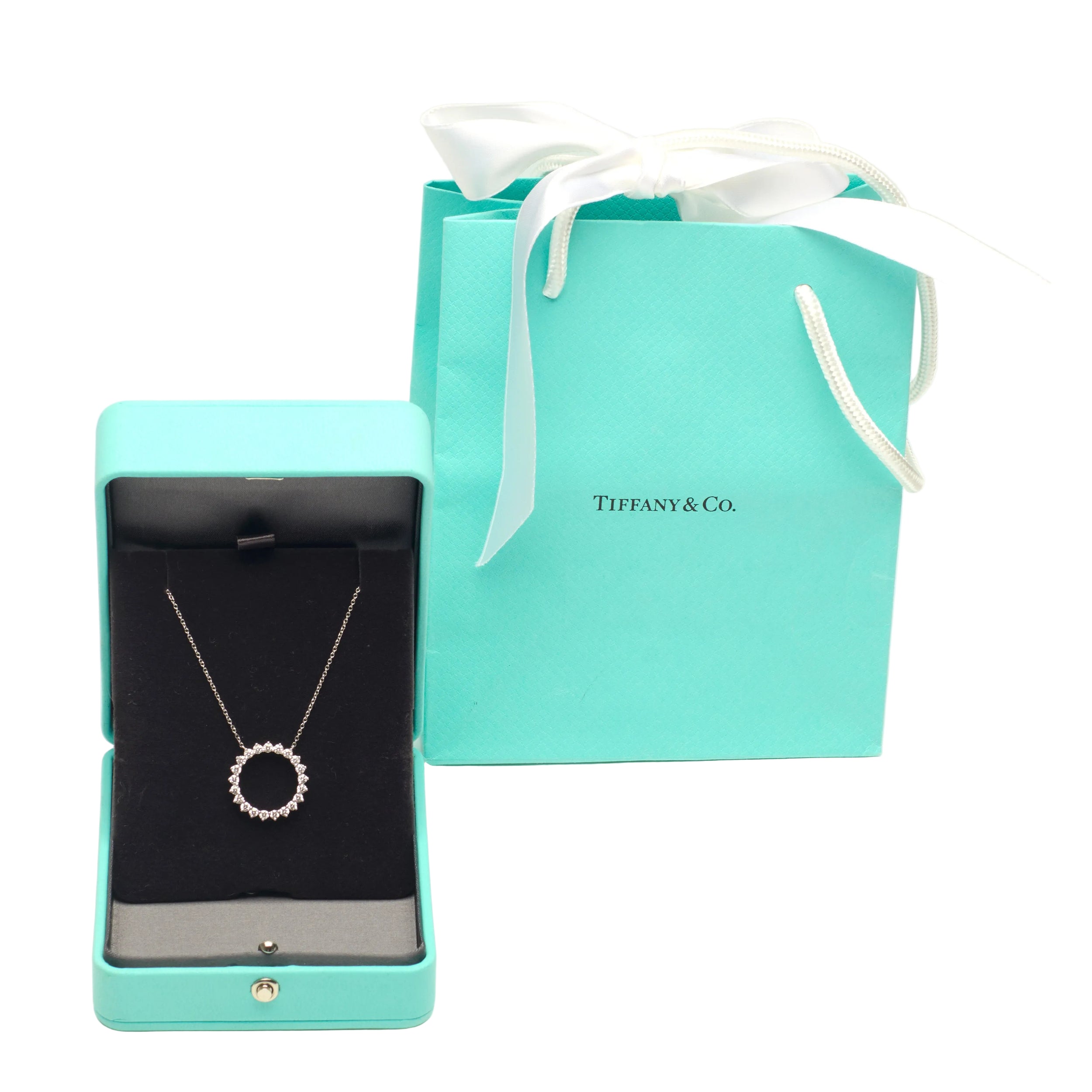 Collier Pendentif TIFFANY & CO. "Open Circle" en platine et diamants