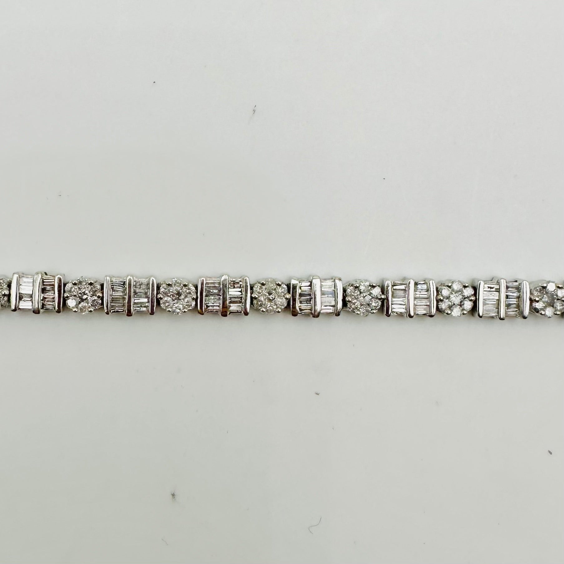 Bracelet en or blanc et diamants