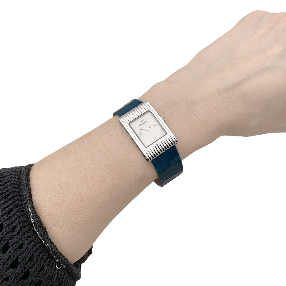 Montre Boucheron, "Reflet", acier sur cuir.