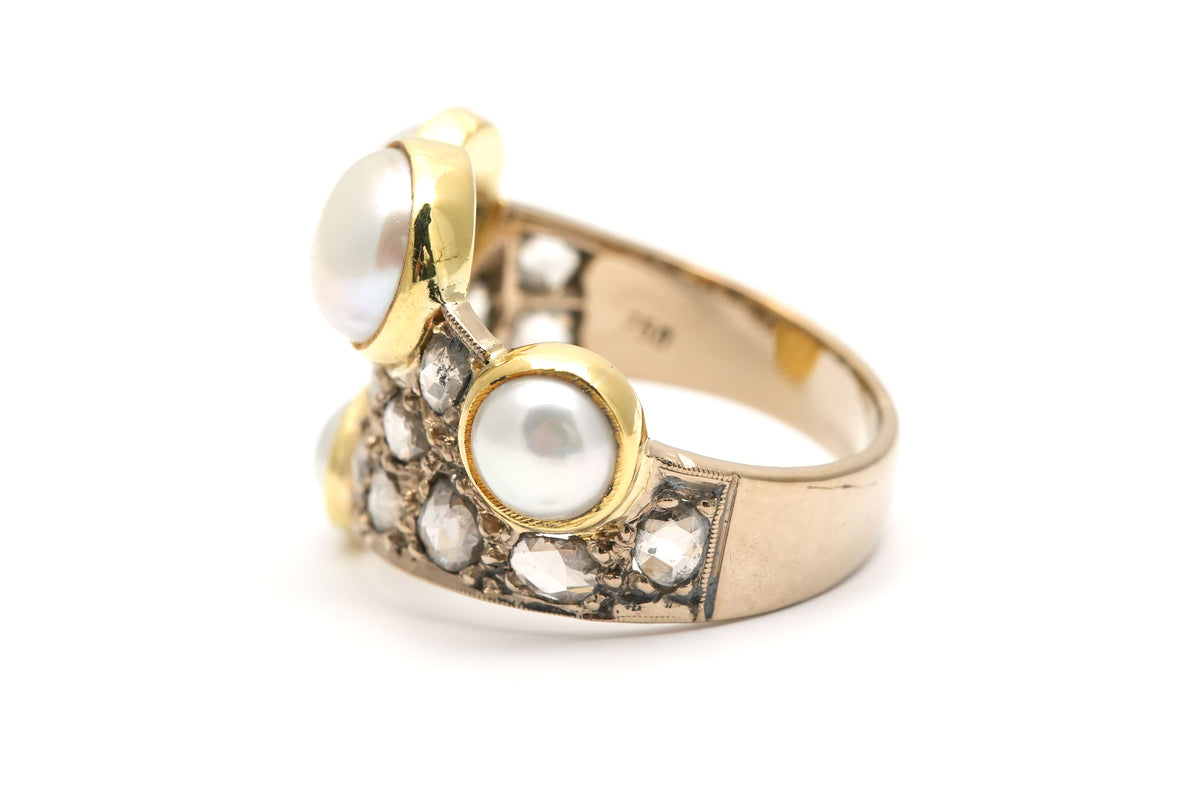 Bague Cocktail en or jaune, perles et diamants