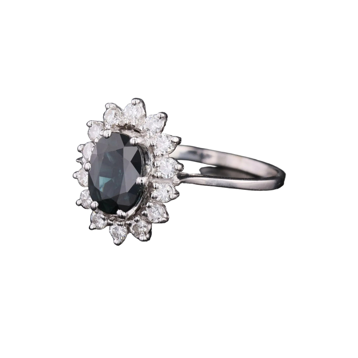 Bague Marguerite en or blanc, saphir et diamants