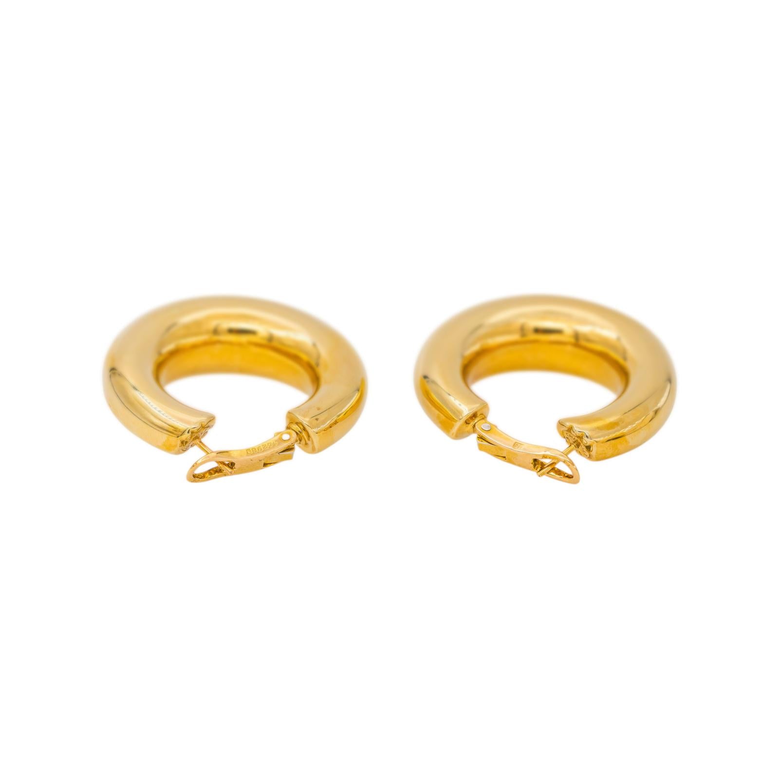 Chaumet Boucles d'oreilles Créoles  Or jaune