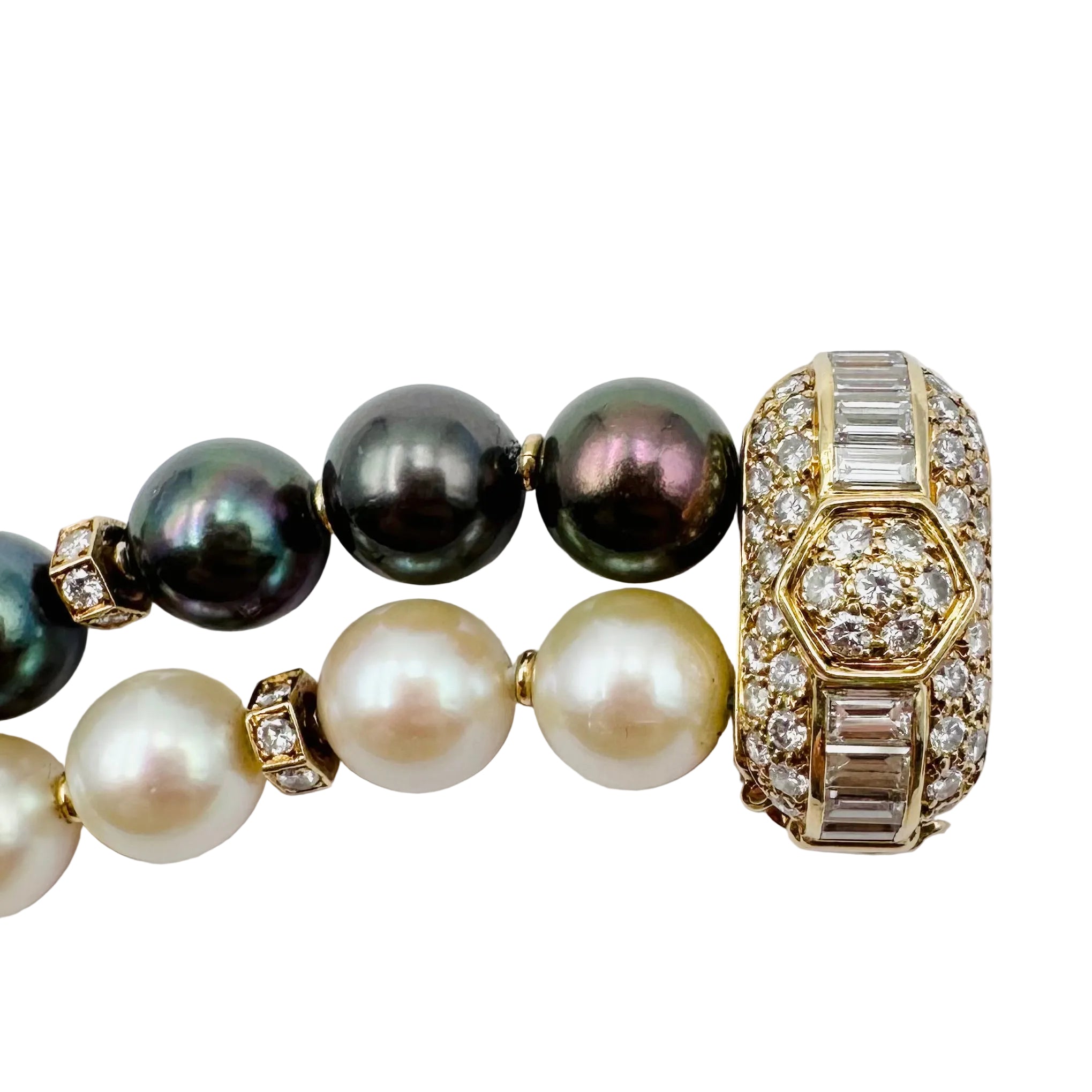 Bracelet BOUCHERON en or jaune, perles et diamants