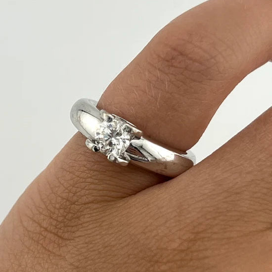 Bague Solitaire CARTIER en or blanc et diamant