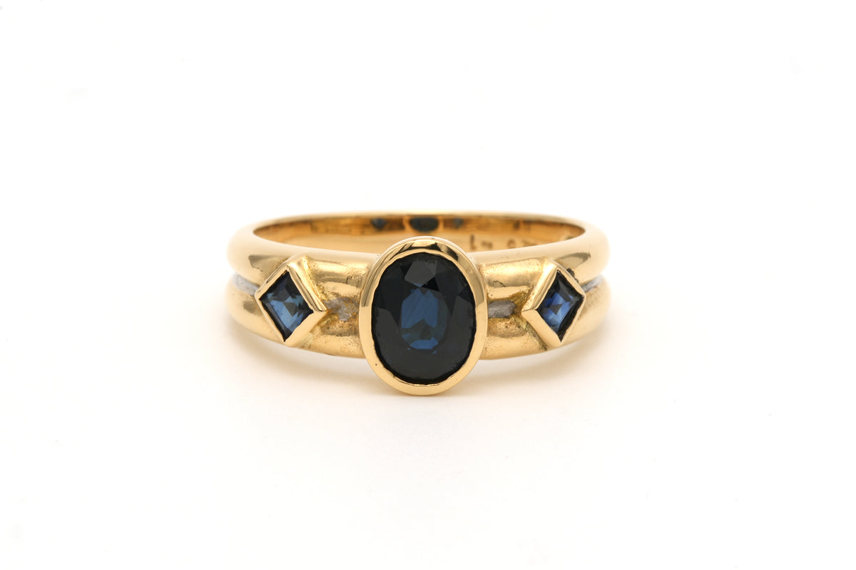 Bague Trilogie en or blanc, or jaune et saphirs