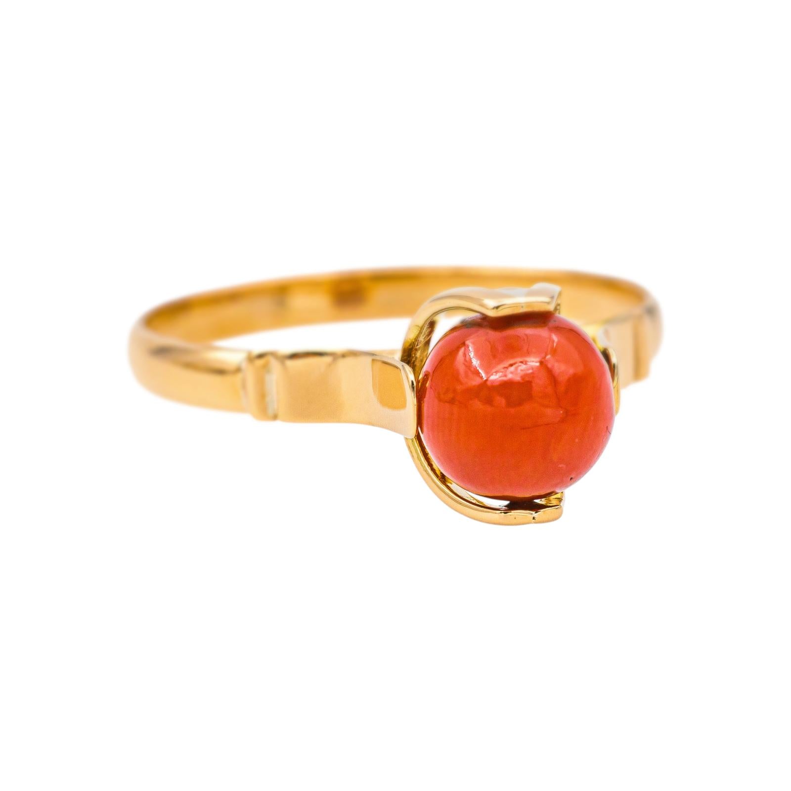 Bague  Solitaire  Or rose  Corail