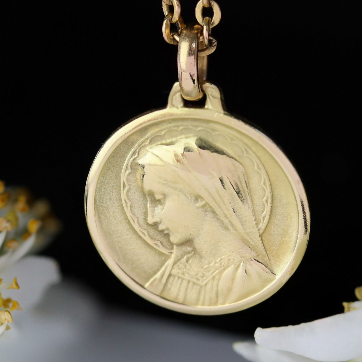 Médaille en or jaune