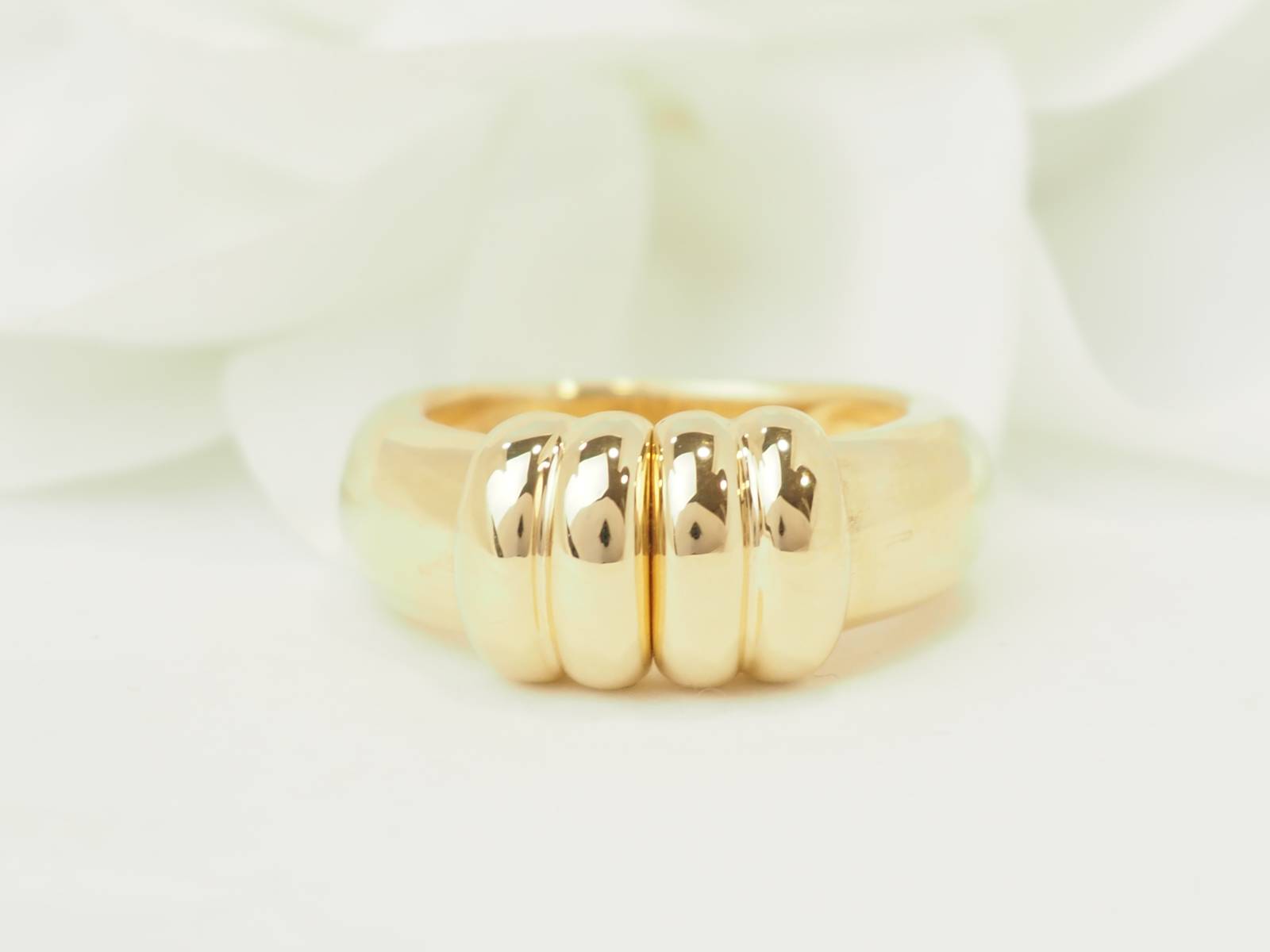 Bague en or jaune et diamant