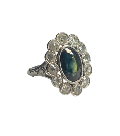 Bague Pompadour en platine, saphir et diamants