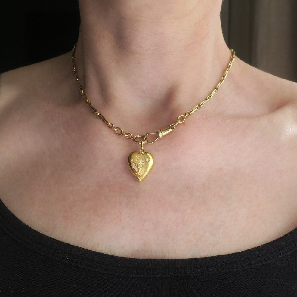 Pendentif en or jaune et opale