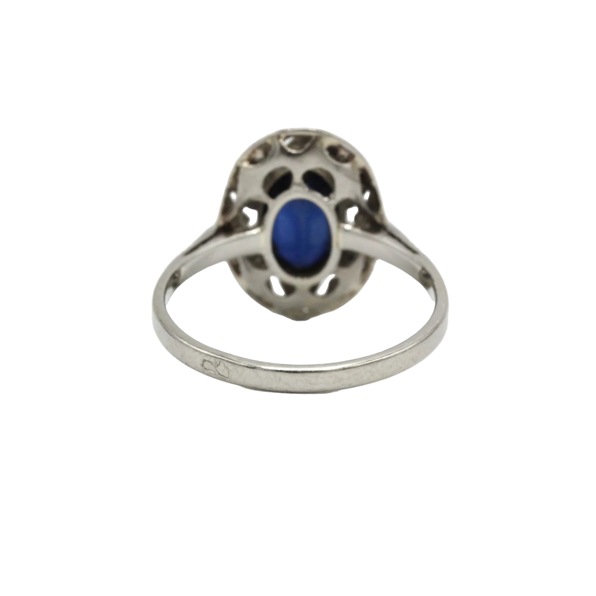 Bague Entourage en or blanc, platine, saphir et diamants