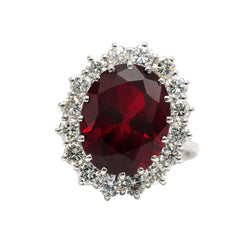 Bague Entourage en or blanc, rubis et diamants