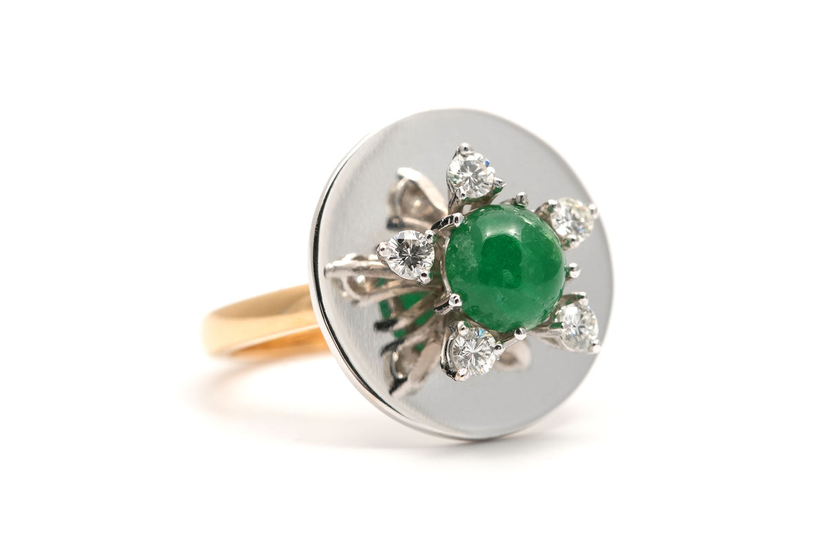 Bague en or blanc, or jaune, émeraude et diamants