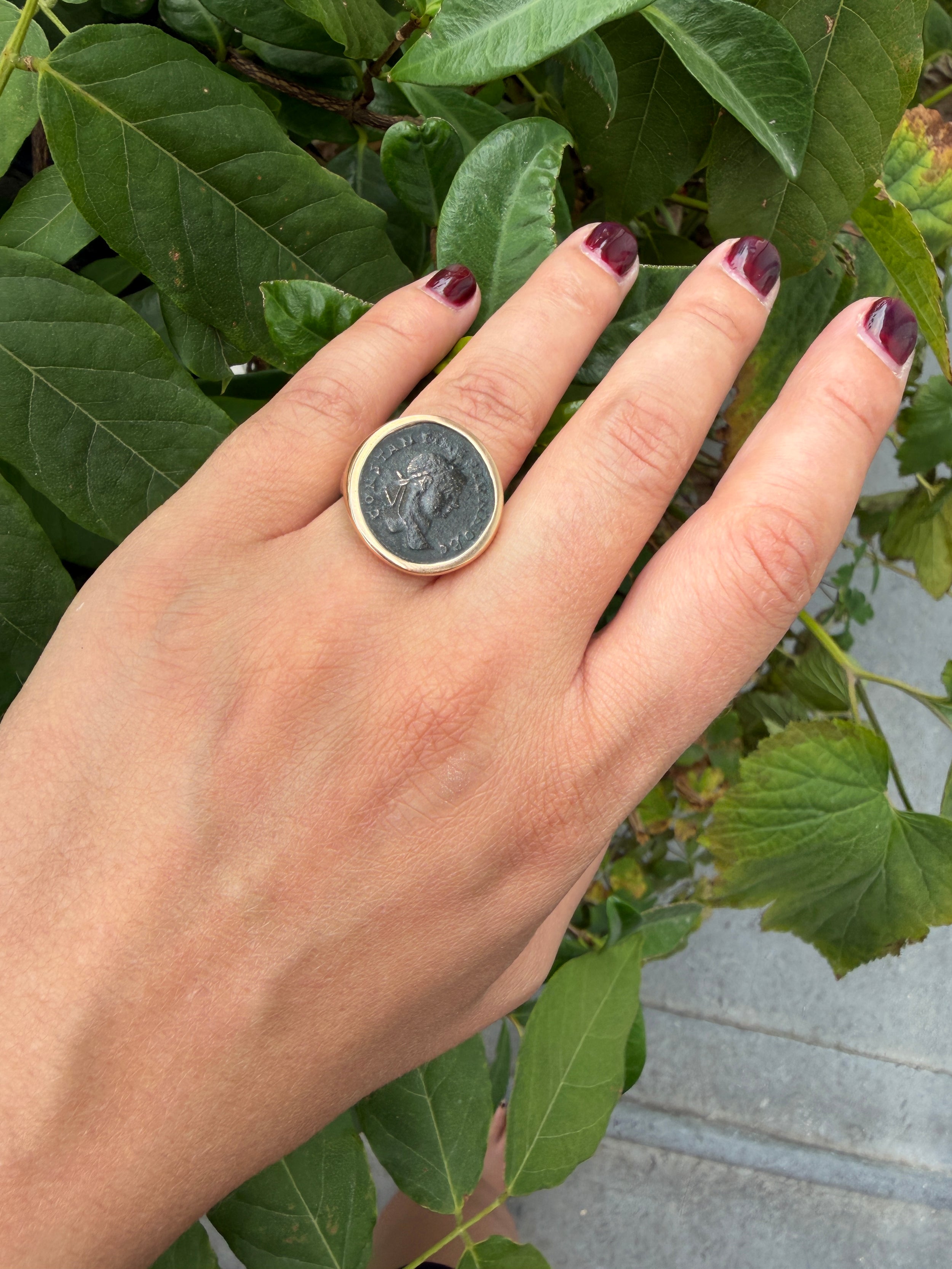 Bague Chevalière BULGARI Monete en or rose et bronze