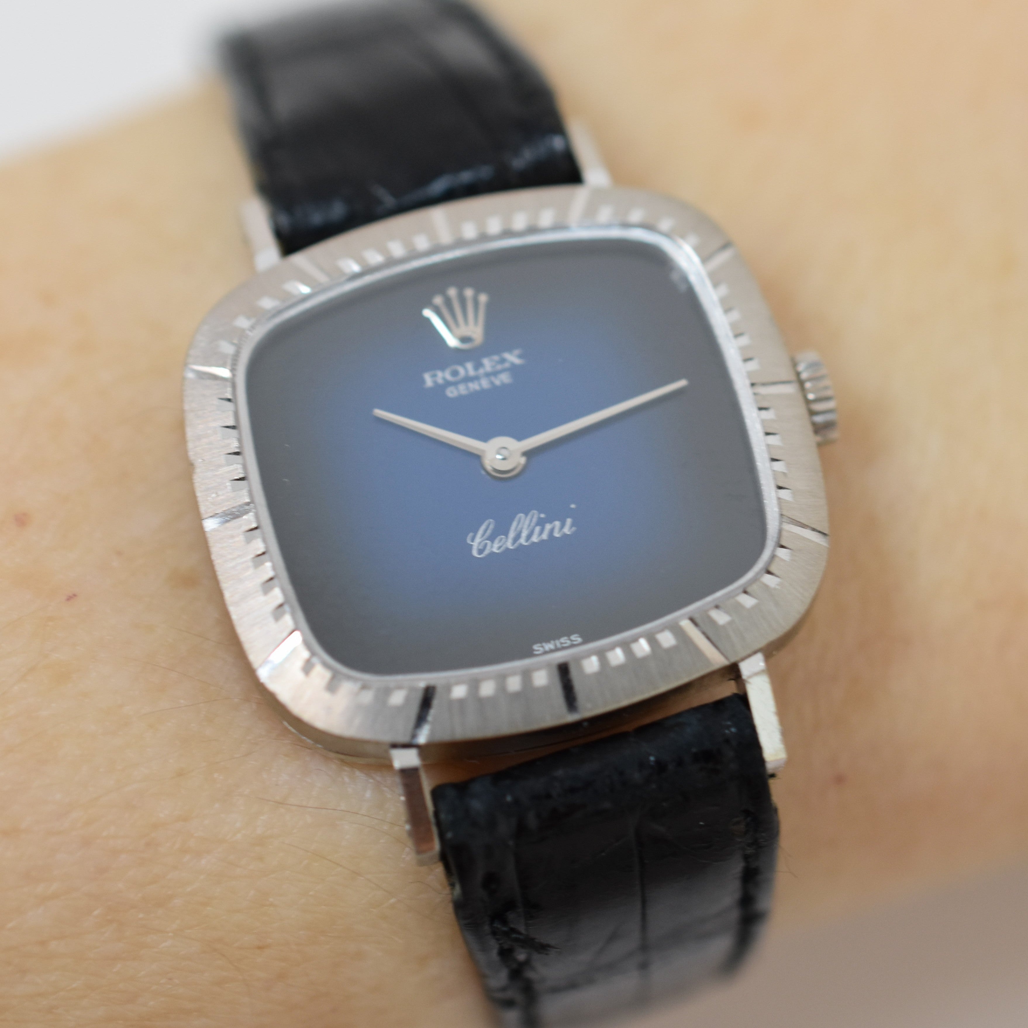 Montre ROLEX Cellini Zephir en or blanc, acier, cuir et rubis