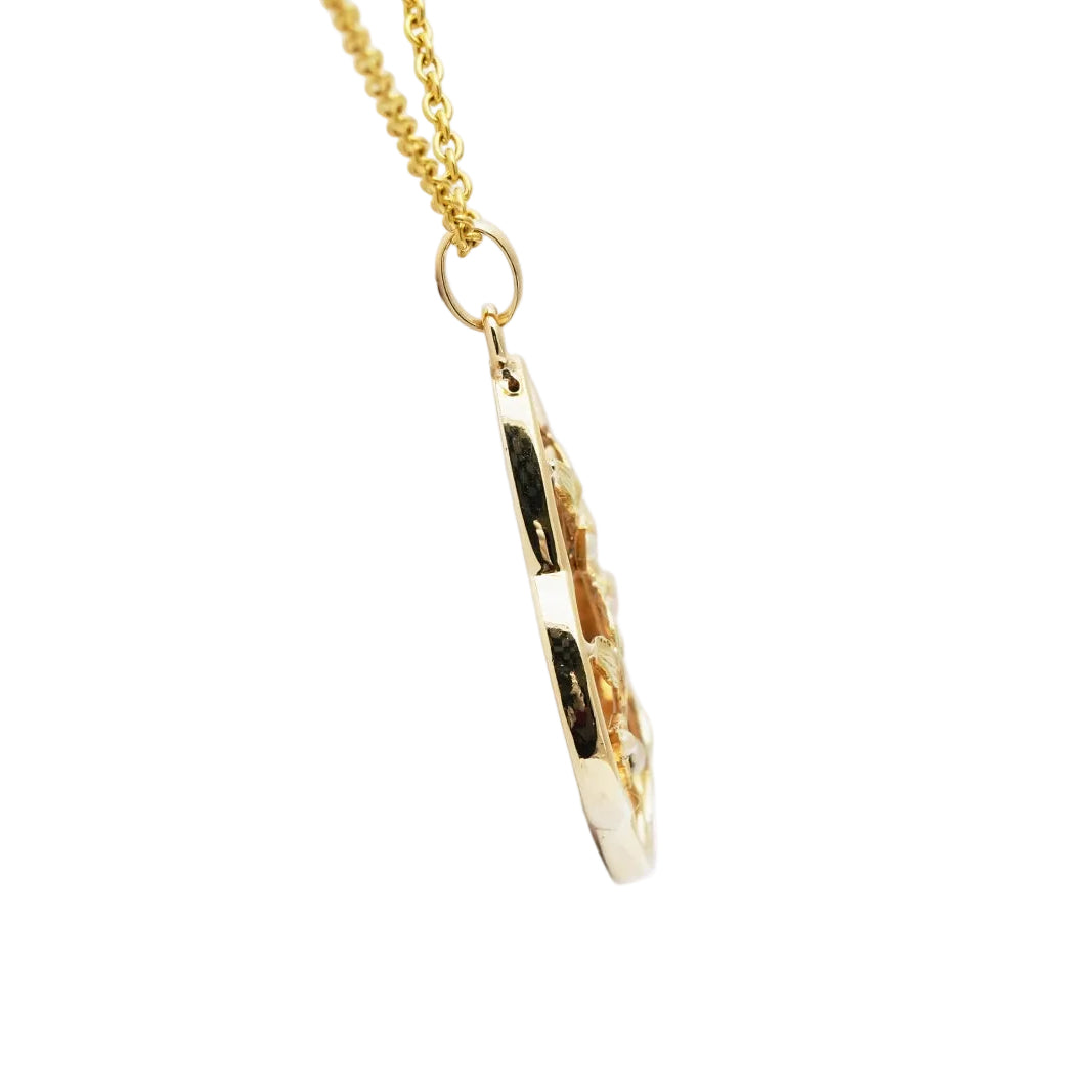 Pendentif en or jaune et perles