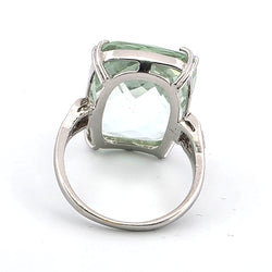 Bague Cocktail en or blanc et aigue-marine