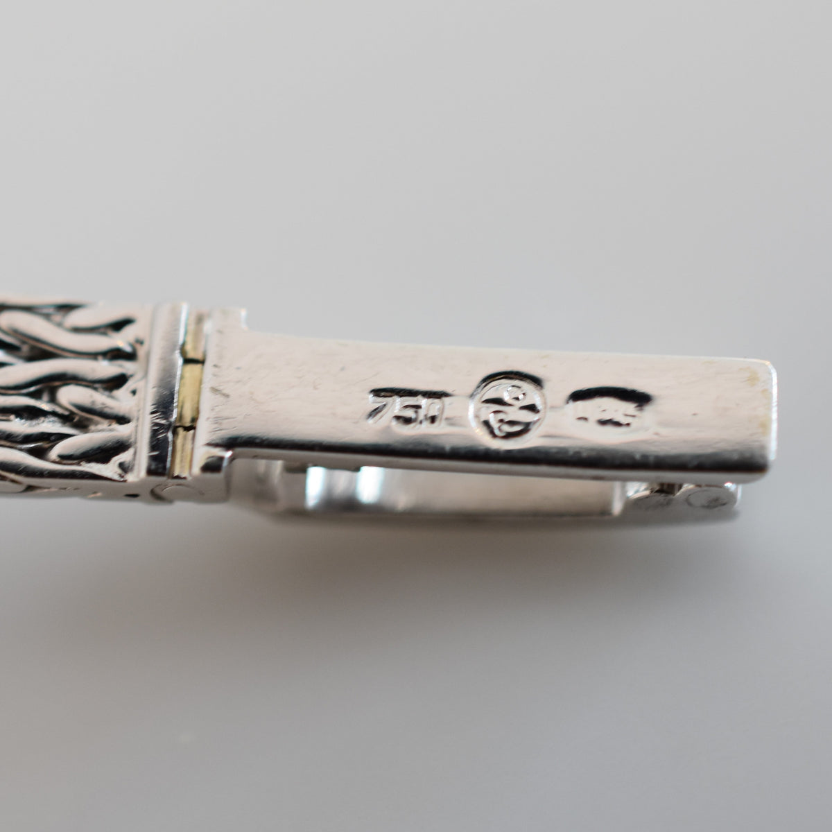 Montre JAEGER-LECOULTRE en or blanc et diamants