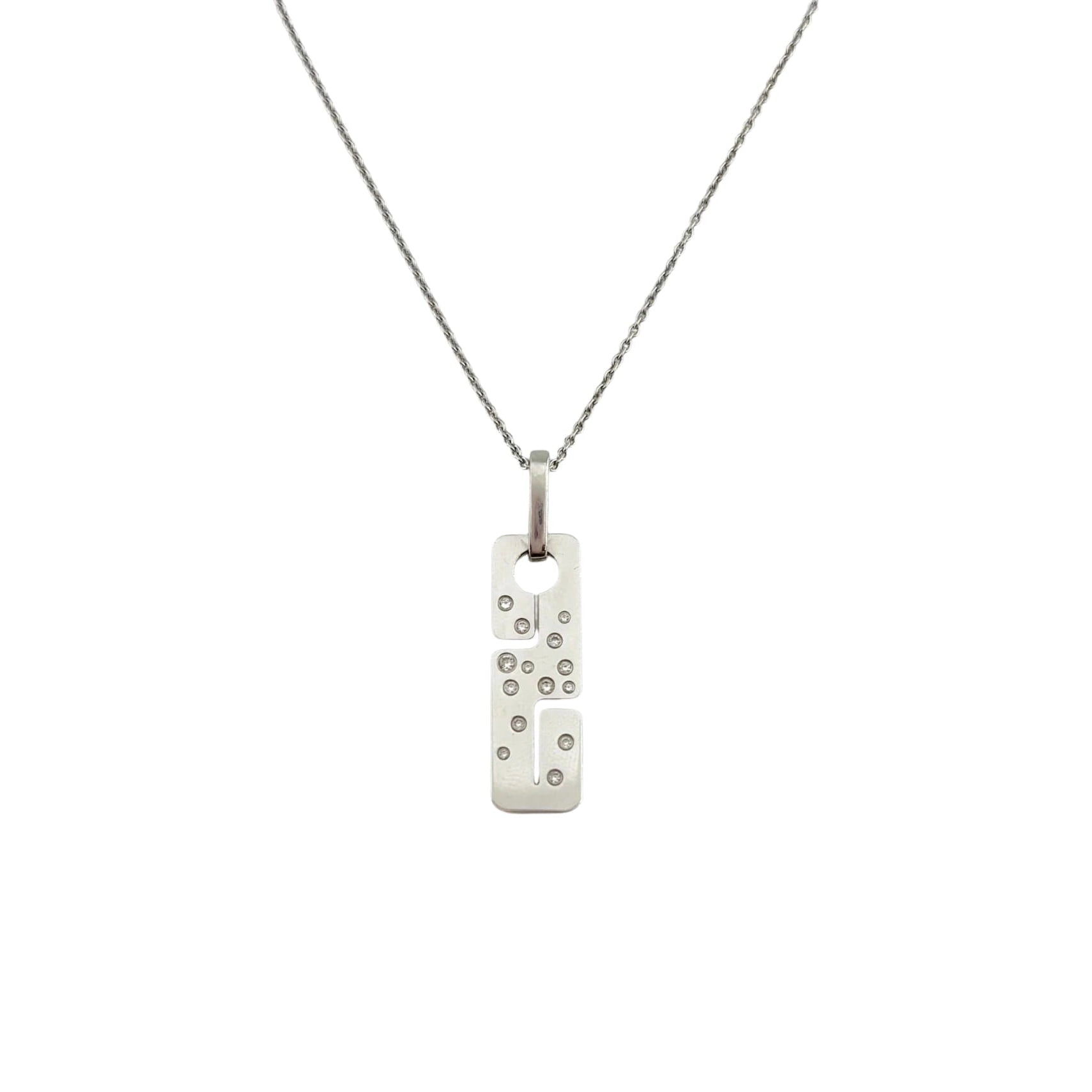 Collier Pendentif DINH VAN "Seventies" en or blanc et diamants