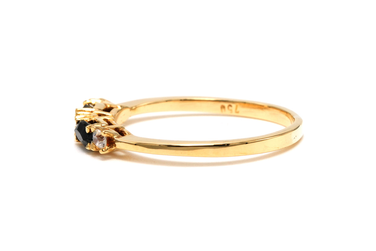 Bague Alliance en or jaune, saphirs et diamants