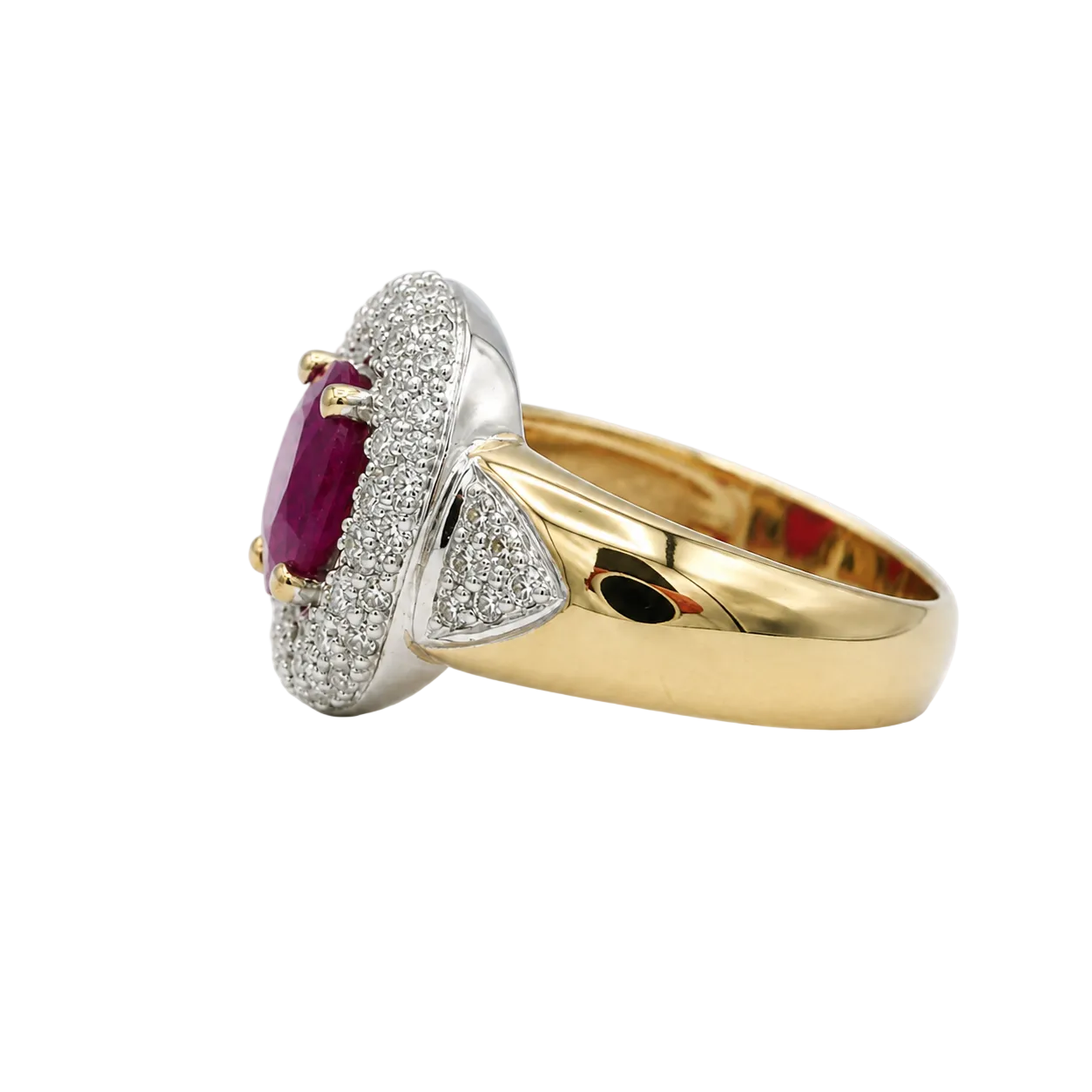 Bague Entourage en or blanc, or jaune, rubis et diamants