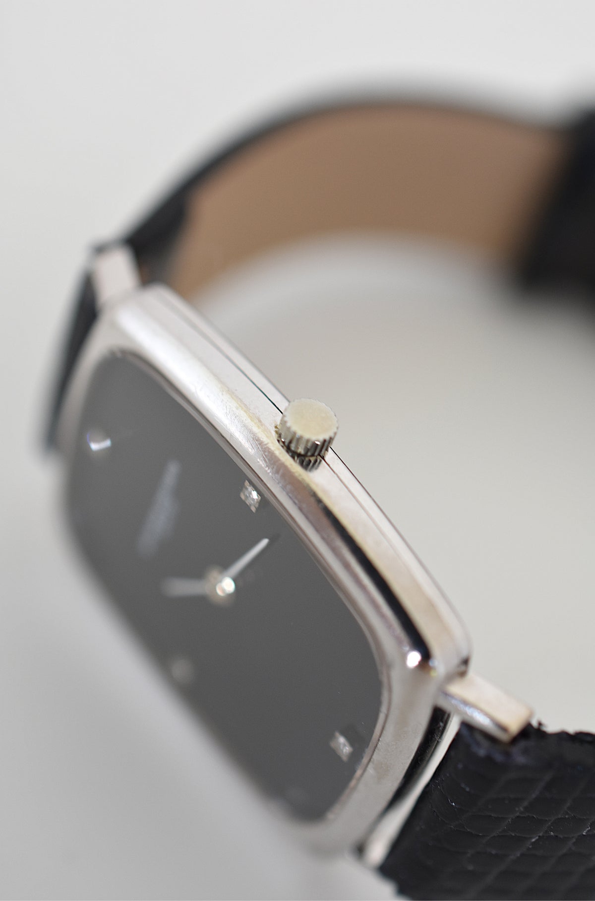Montre VACHERON CONSTANTIN en or blanc, acier, cuir, onyx et diamants