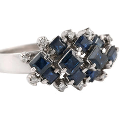 Bague en or blanc, saphirs et diamants
