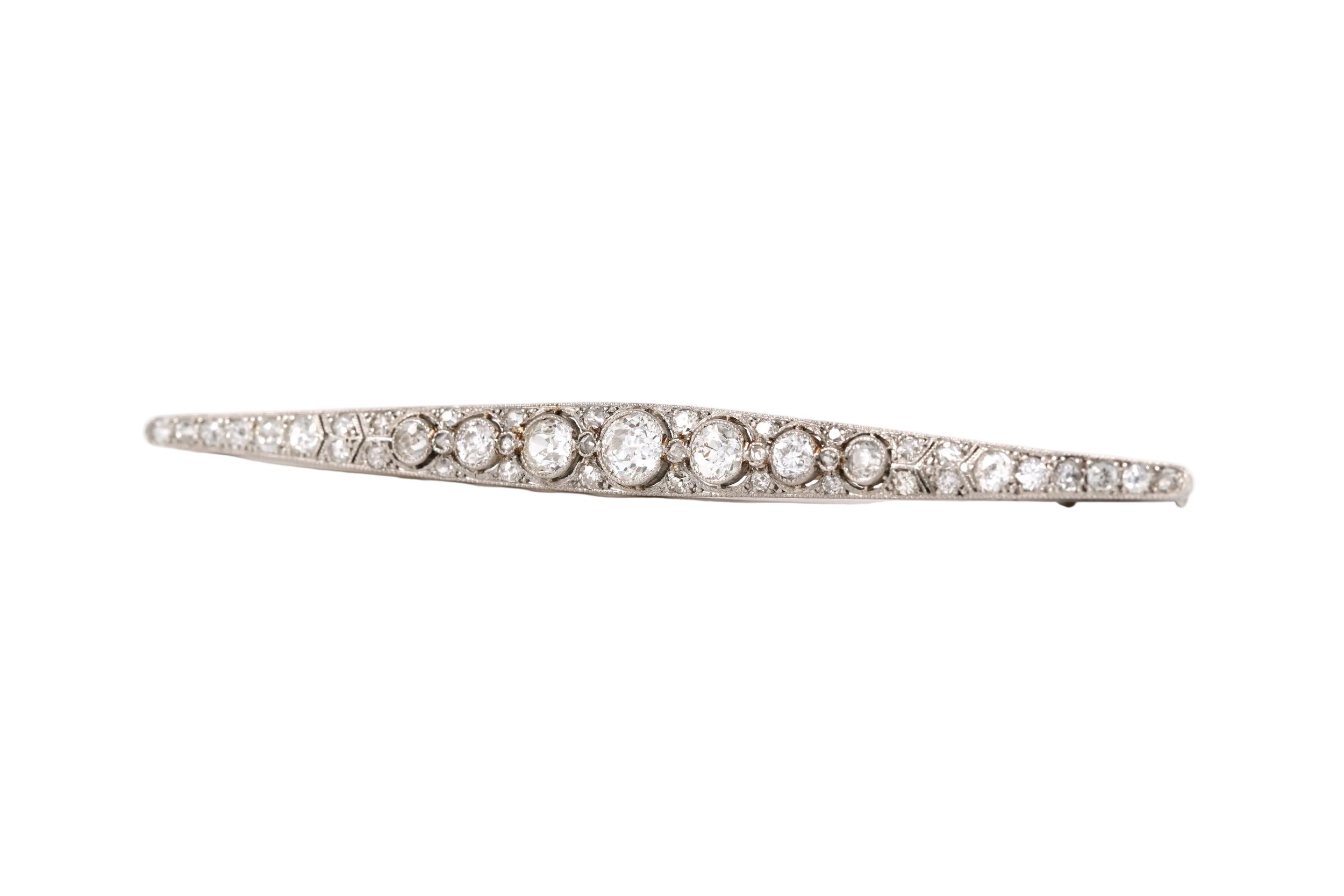 Broche Épingle en platine et diamants