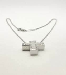 Collier Pendentif SALVINI en or blanc et diamants