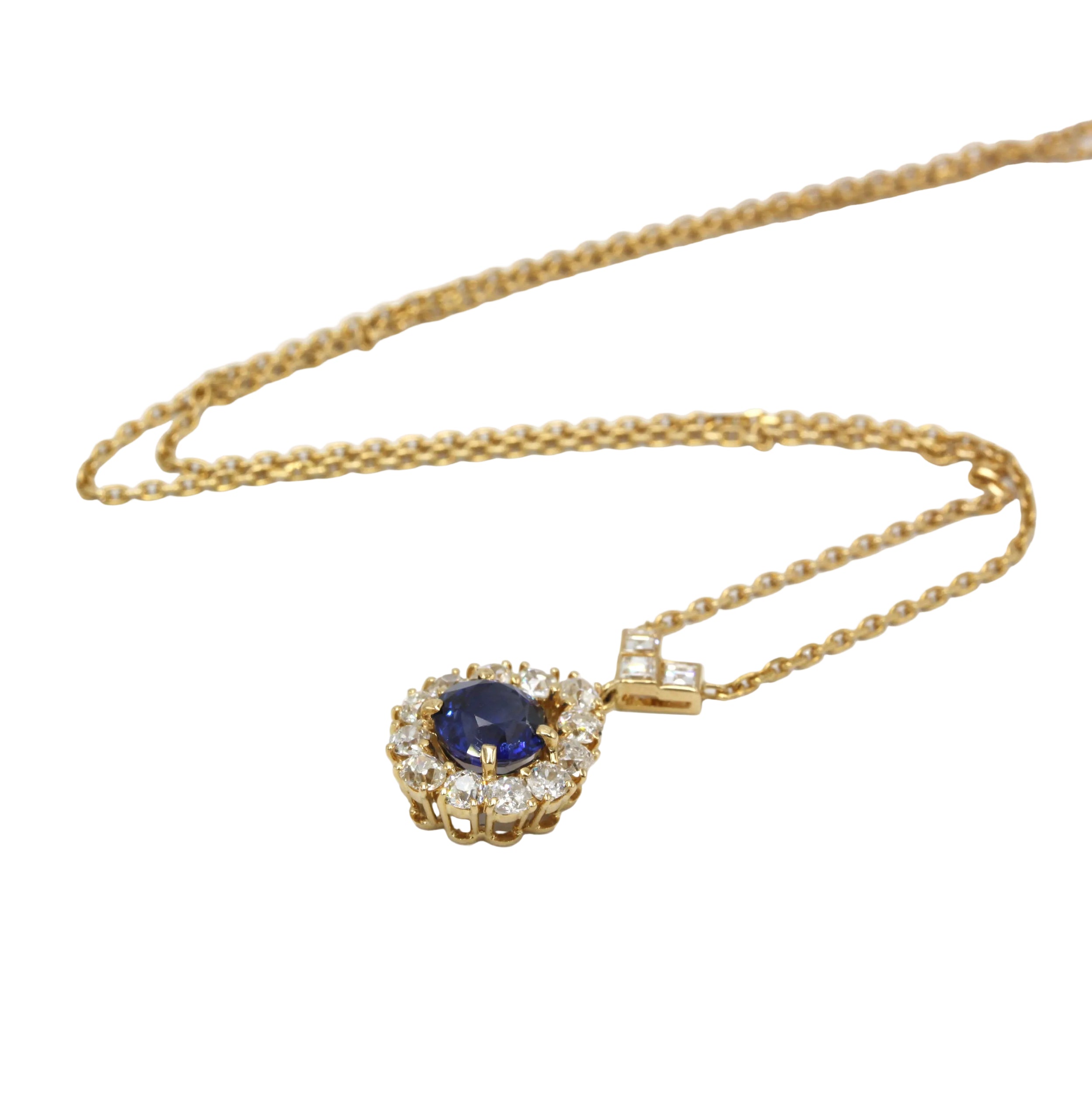 Collier Pendentif MAUBOUSSIN en or jaune, saphir et diamants