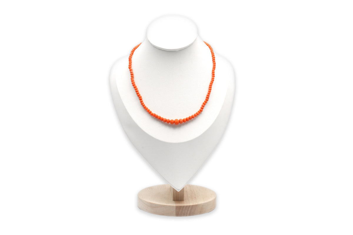 Collier en or jaune et corail