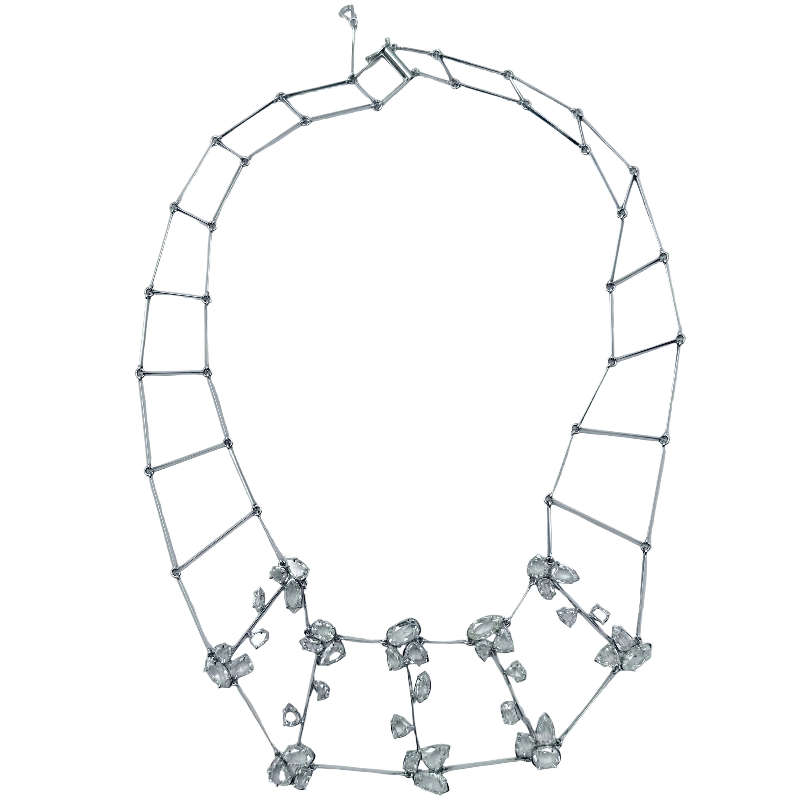 Collier plastron en or blanc et diamants taille rose