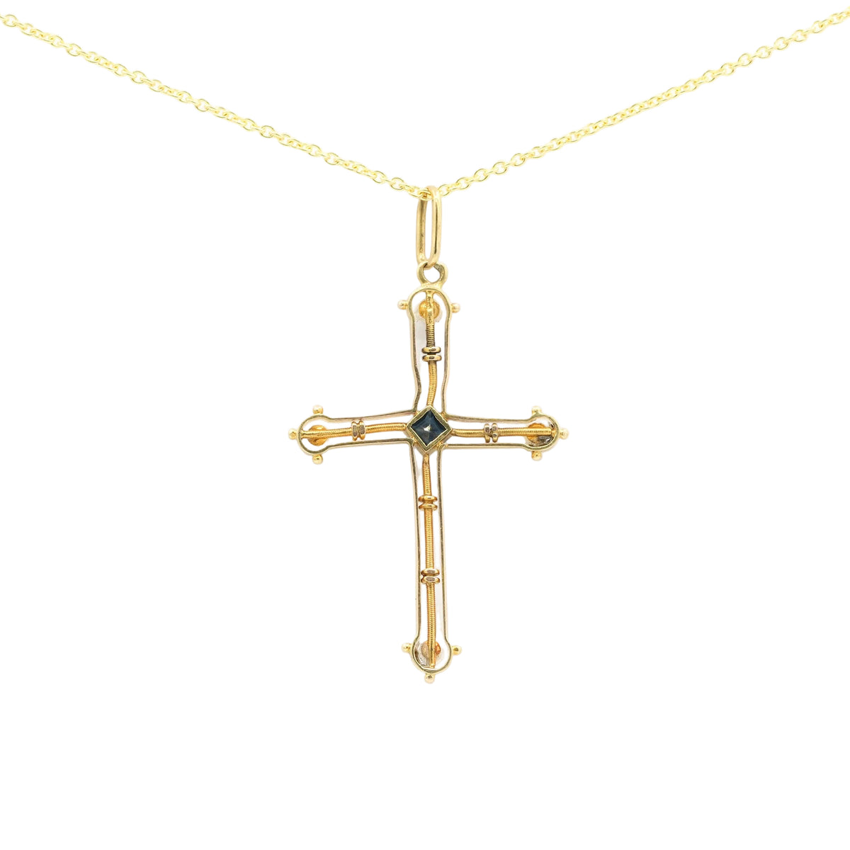 Pendentif en or jaune, saphir et perles