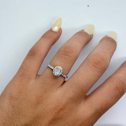 Bague Solitaire en or blanc et diamants
