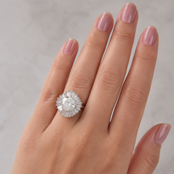 Bague Entourage en platine et diamants
