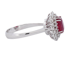 Bague Entourage en or blanc, rubis et diamants
