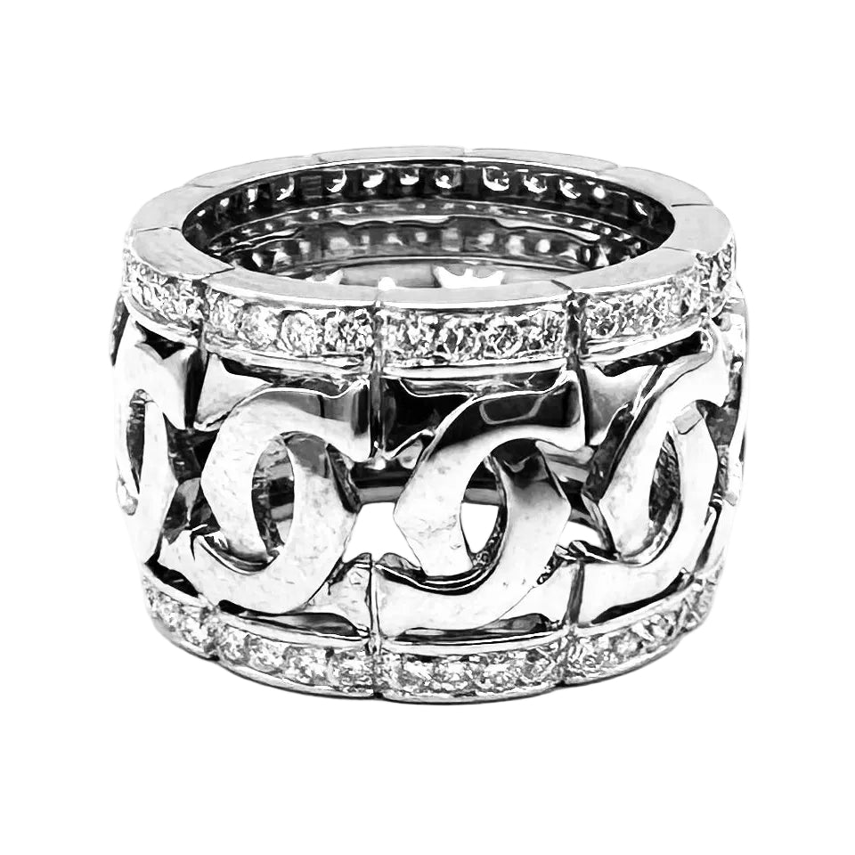 Bague Bandeau CARTIER "Entrelacé" en or blanc et diamants
