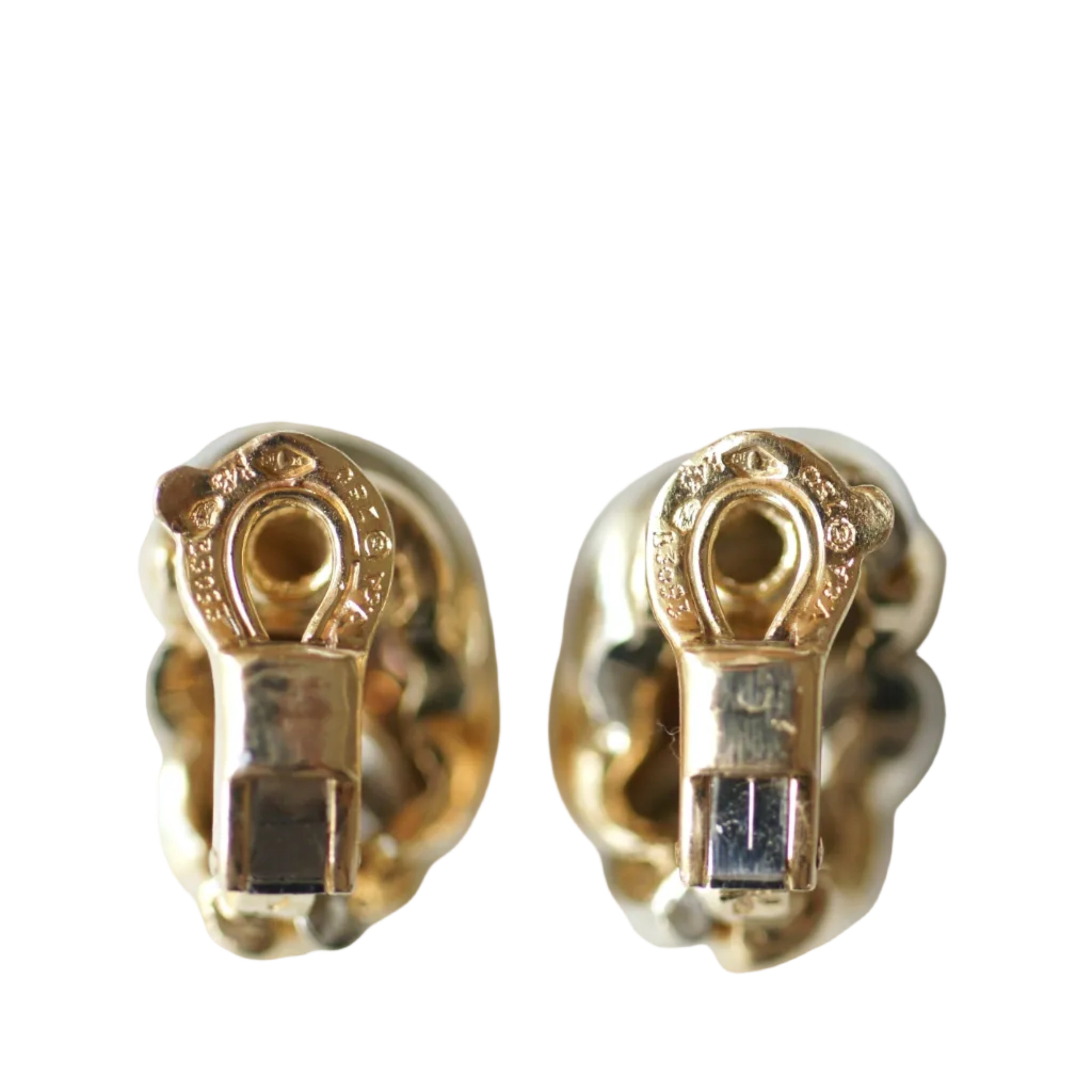 Boucles d'oreilles Clips VAN CLEEF & ARPELS en or blanc et or jaune