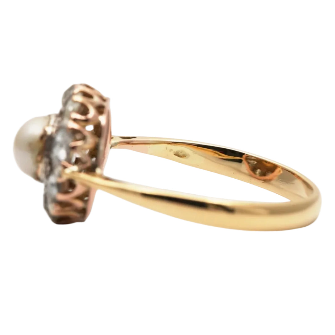 Bague Entourage en or jaune, perle et diamants