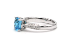 Bague Solitaire en or blanc, topaze et diamants