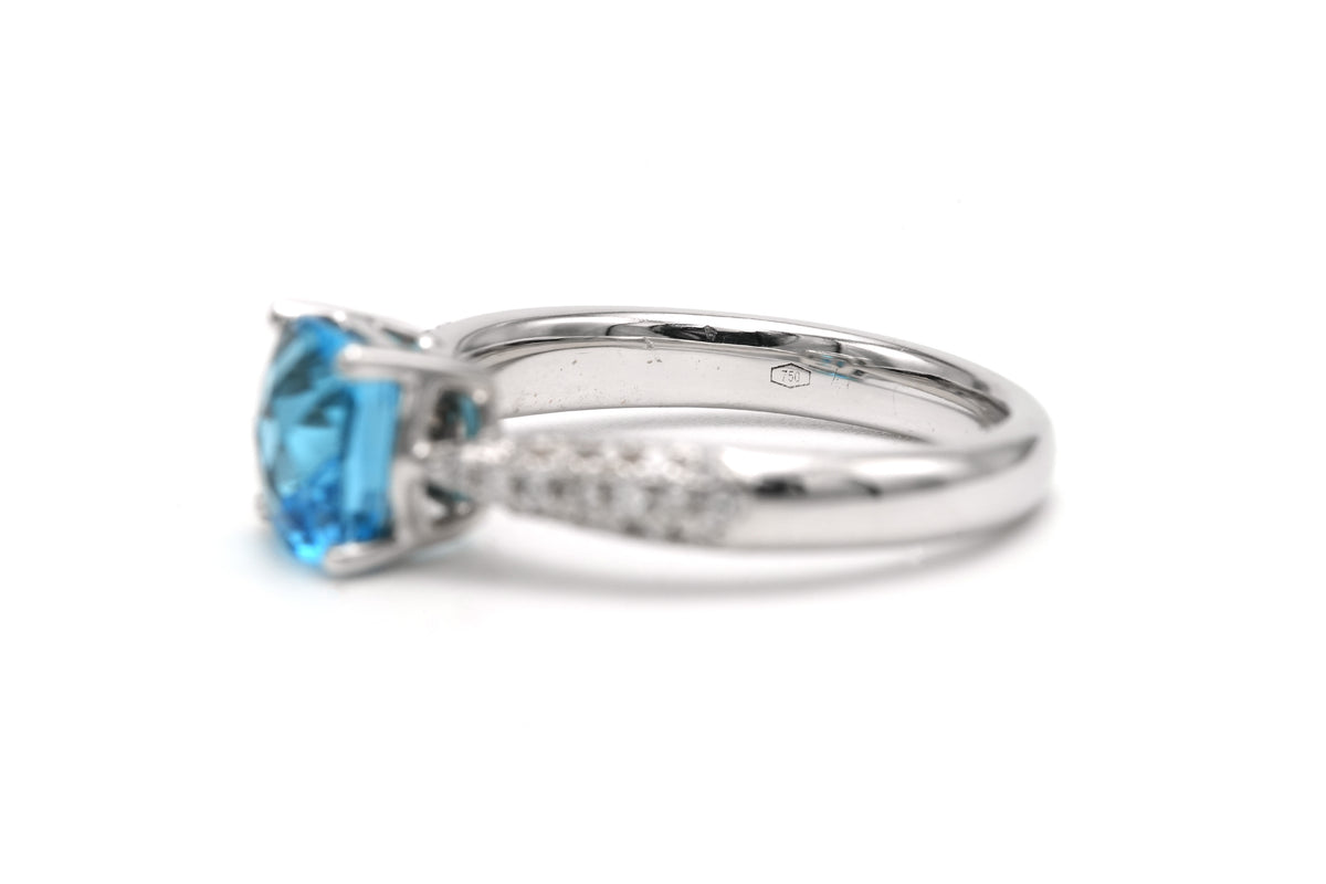 Bague Solitaire en or blanc, topaze et diamants