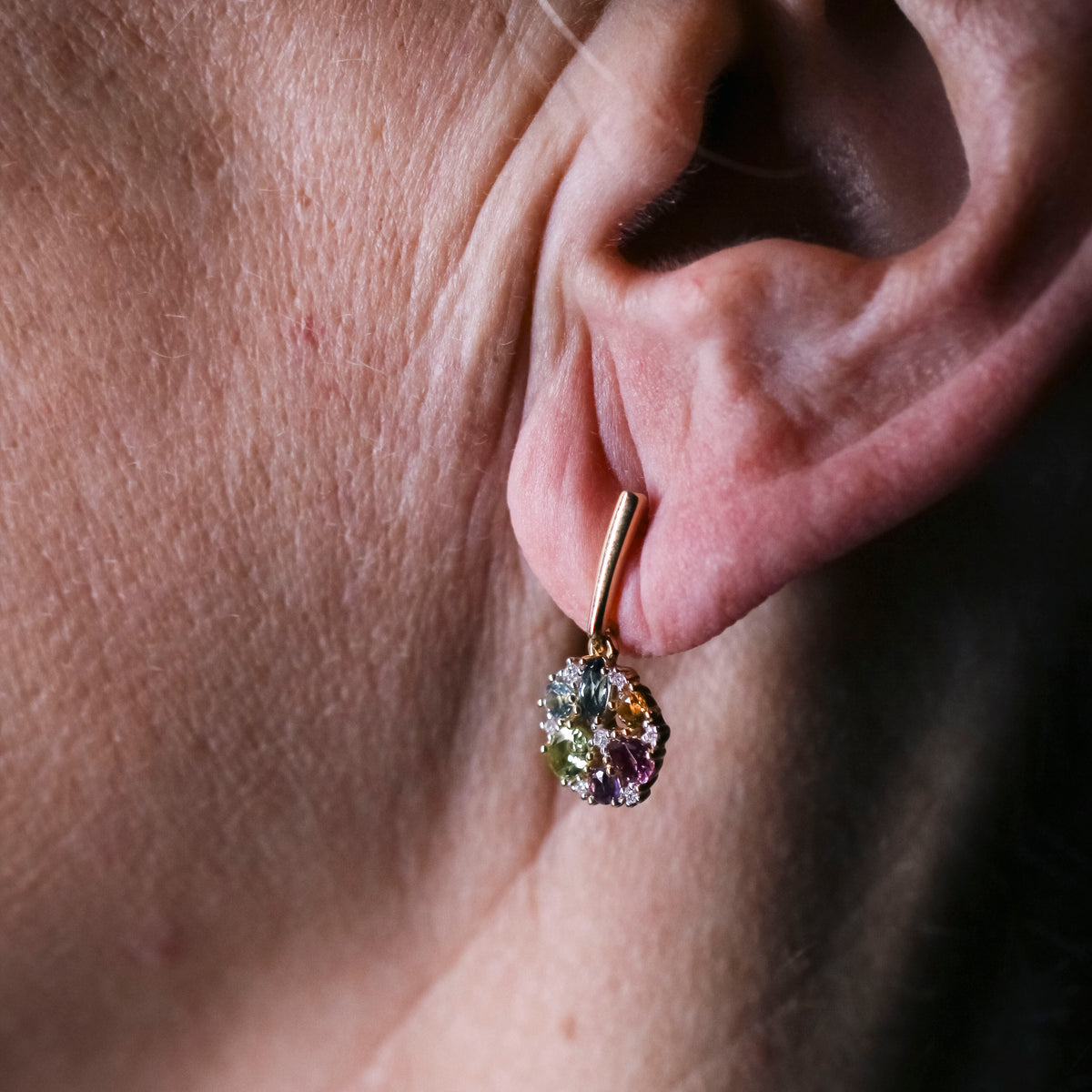 Boucles d'oreilles Clip RAINBOW en or jaune et diamants