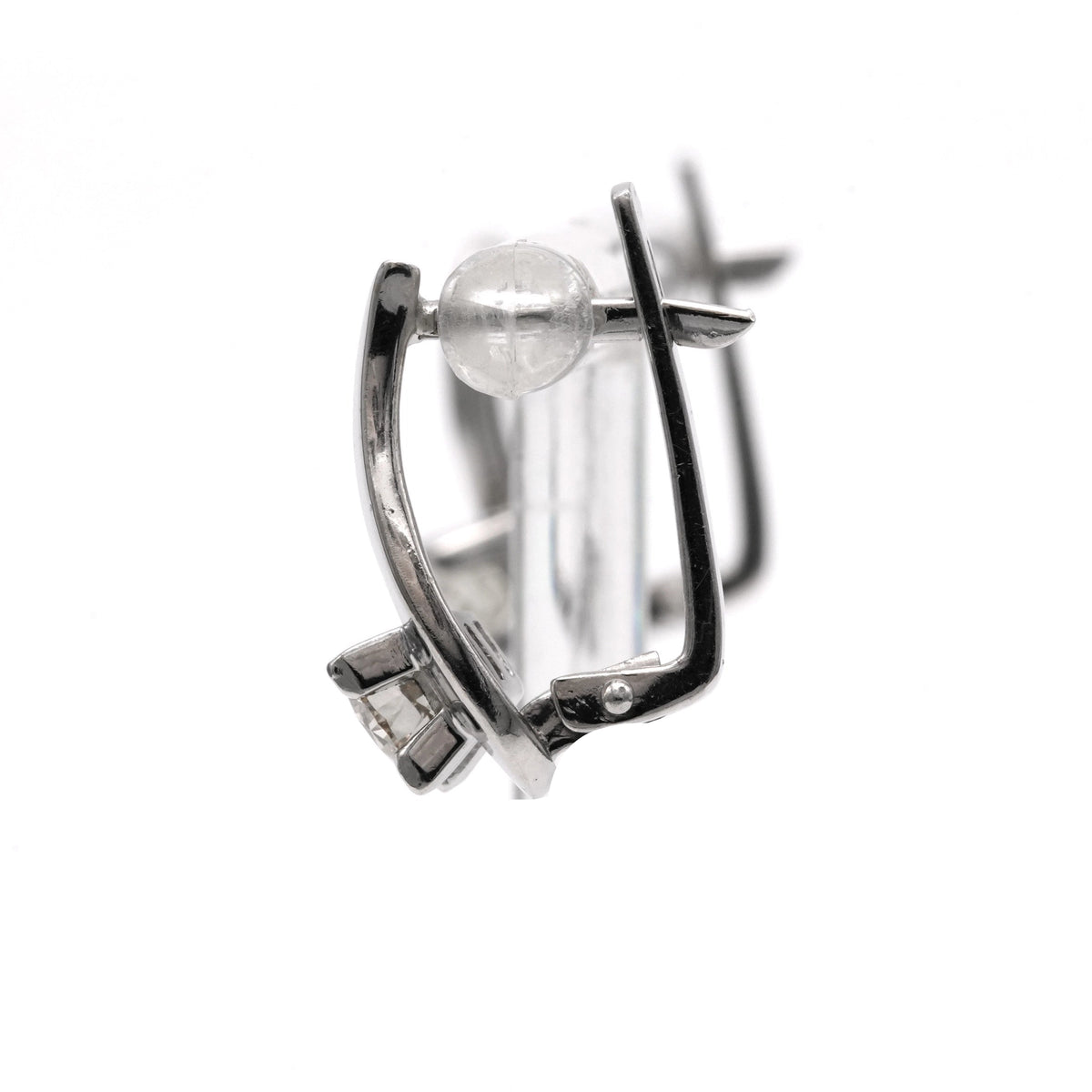 Boucles d'oreilles Dormeuses en or blanc et diamants