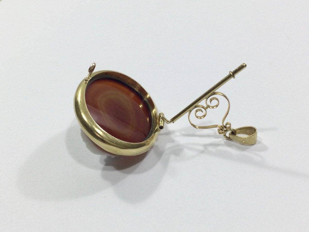 Pendentif Broche Camée Agate