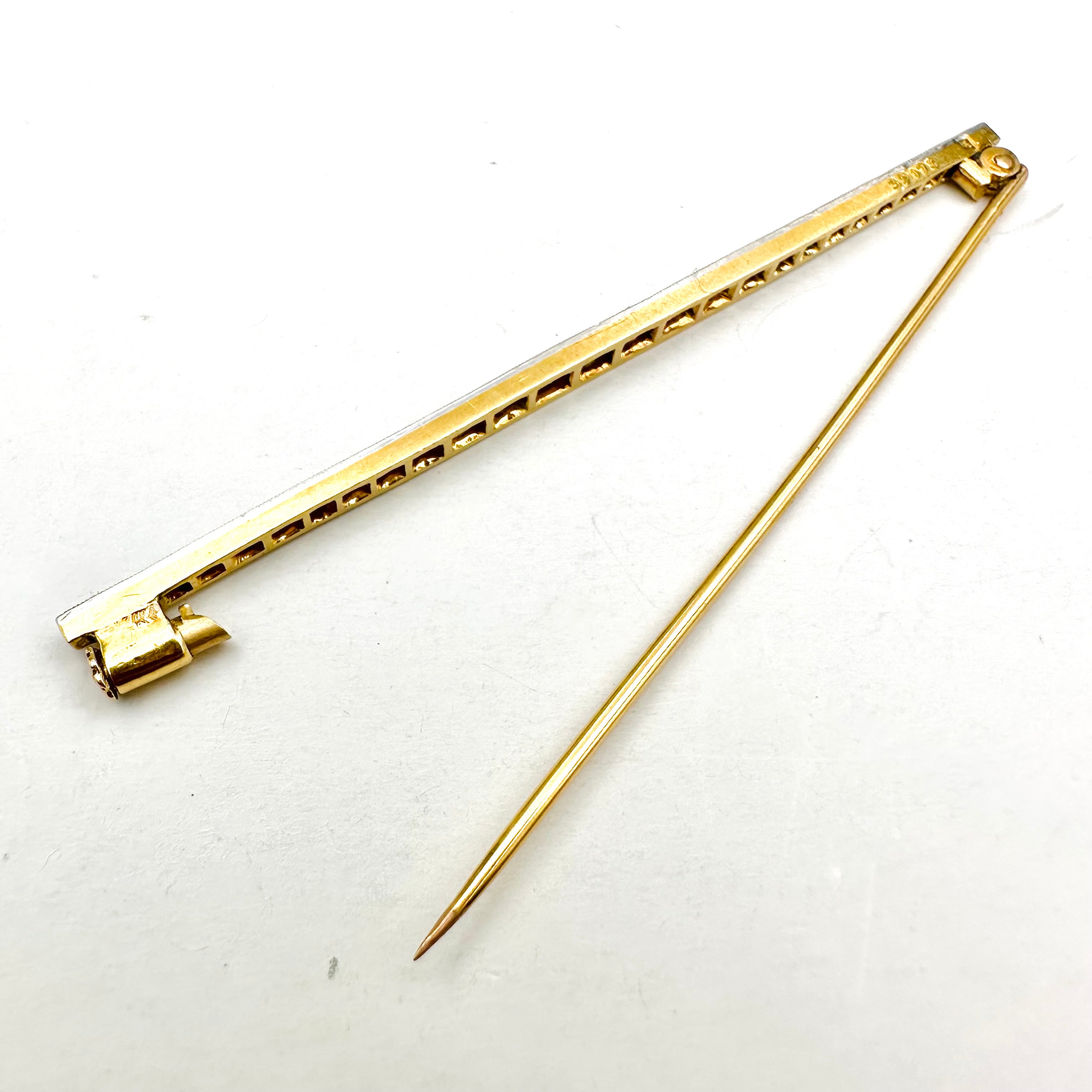 Broche Barrette Art Deco en or jaune, platine et diamants