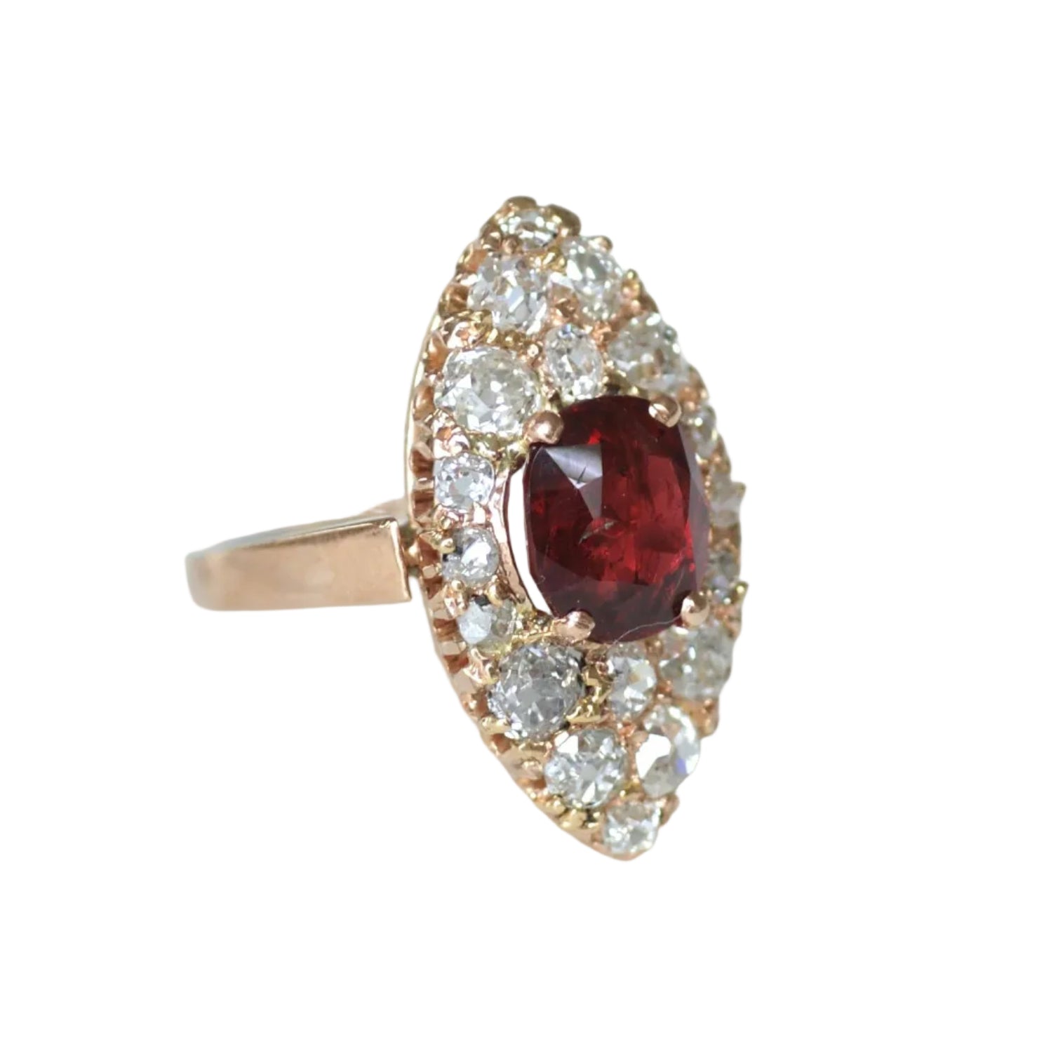 Bague Marquise en or rose, spinelle et diamants