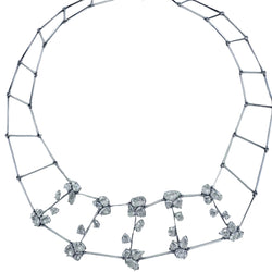 Collier plastron en or blanc et diamants taille rose